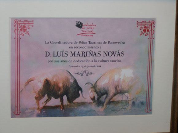 Diploma homenaje de la Coordinadora de peñas taurinas de Pontevedra